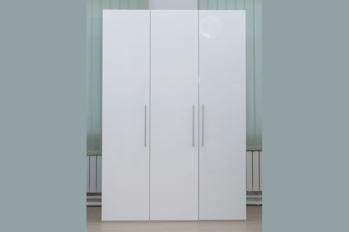 015 Глоссі Шафа 3-дверна (White)