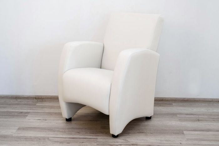 037_1 Сінді Крісло Білий/Чорний